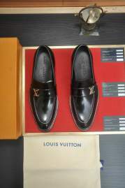 Picture of Louis Vuitton Shoes _SKULVsz38-45hnh060414573